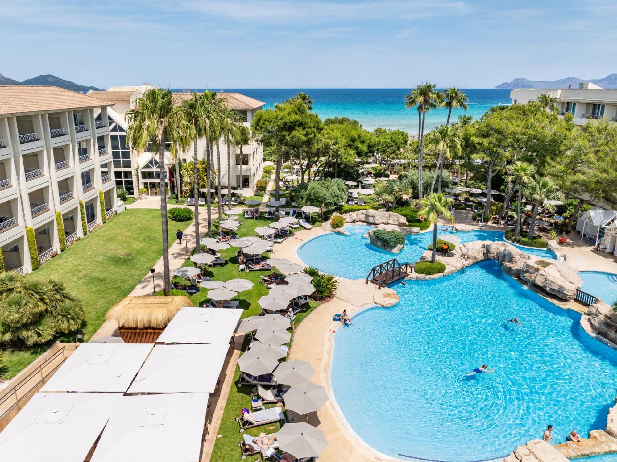 Grupotel Parc Natural & Spa Playa de Muro  Ngoại thất bức ảnh Hilton Mallorca Resort and Spa