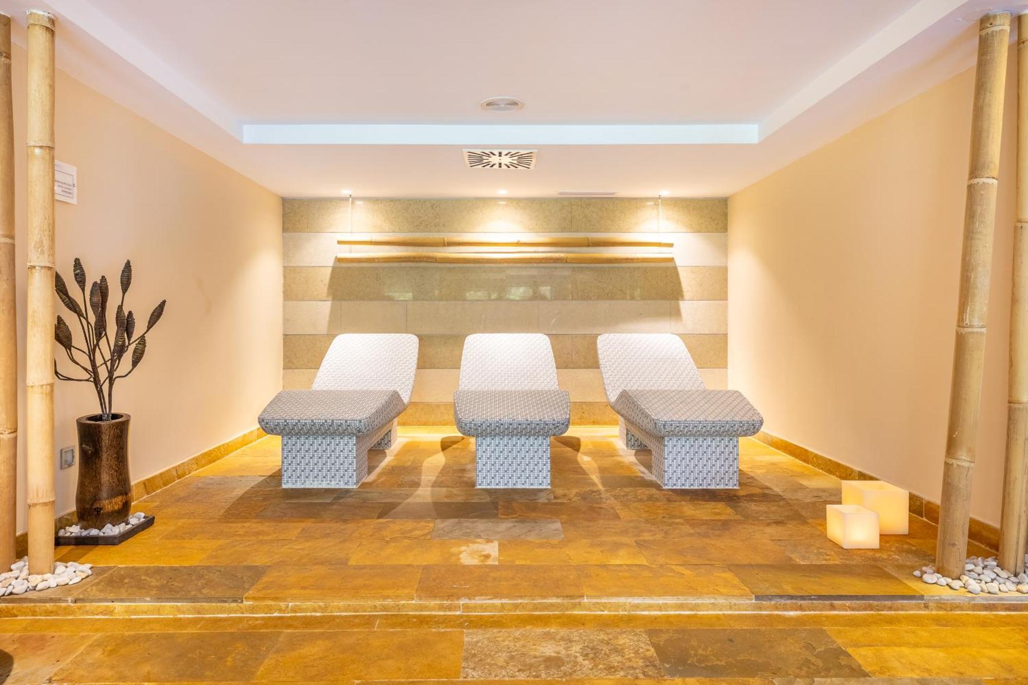 Grupotel Parc Natural & Spa Playa de Muro  Ngoại thất bức ảnh Spa at the InterContinental